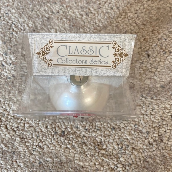 Nebraska “The Good Life” Christmas Ornament - Picture 2 of 2